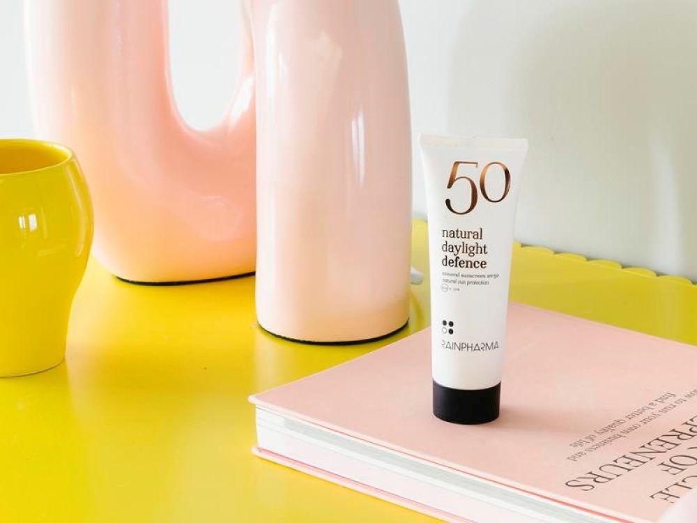 natural daylight defence spf50